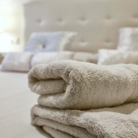 Encanto En La Juderia: Apartamento Con Patio Kordoba Bagian luar foto
